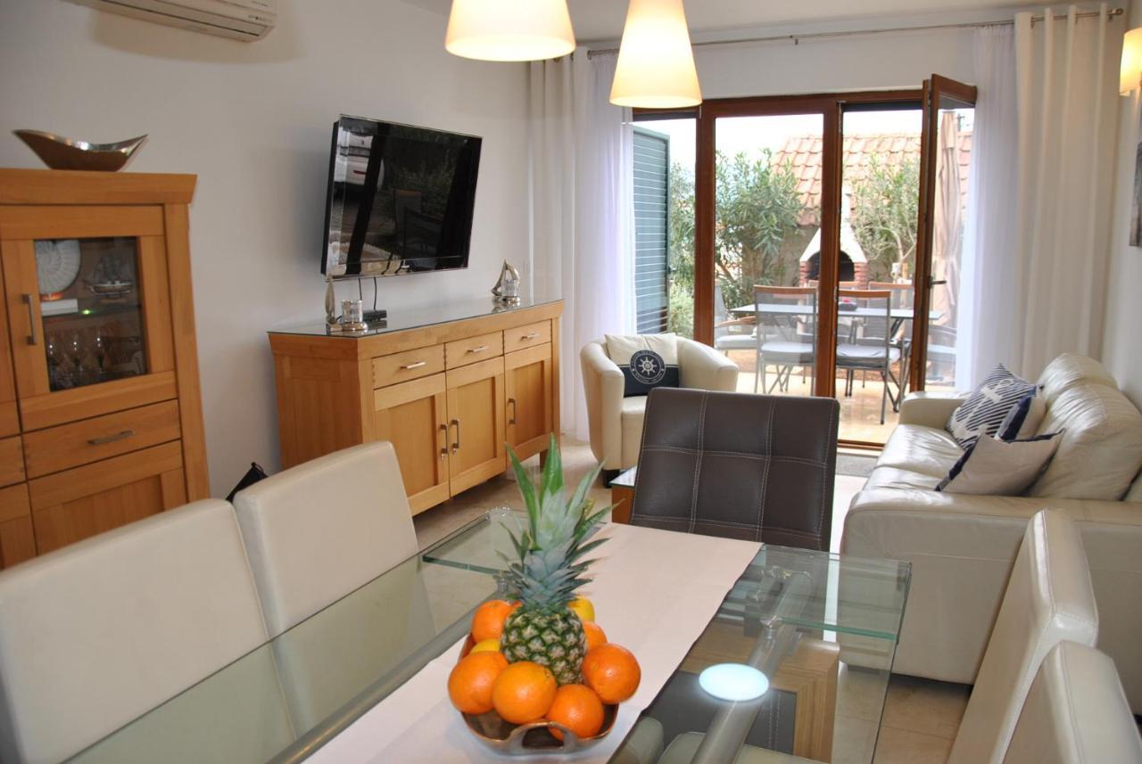 Apartment Relax Villa Salena Slatine Exterior foto